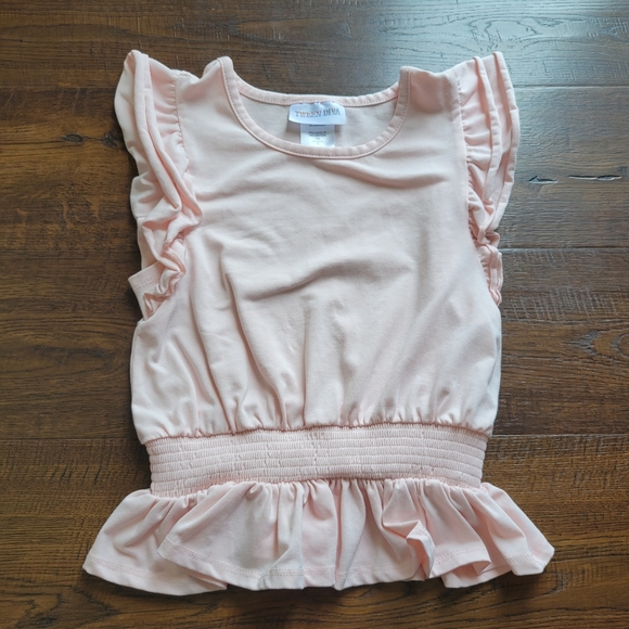 Two Outfits - Picture 6 of 9